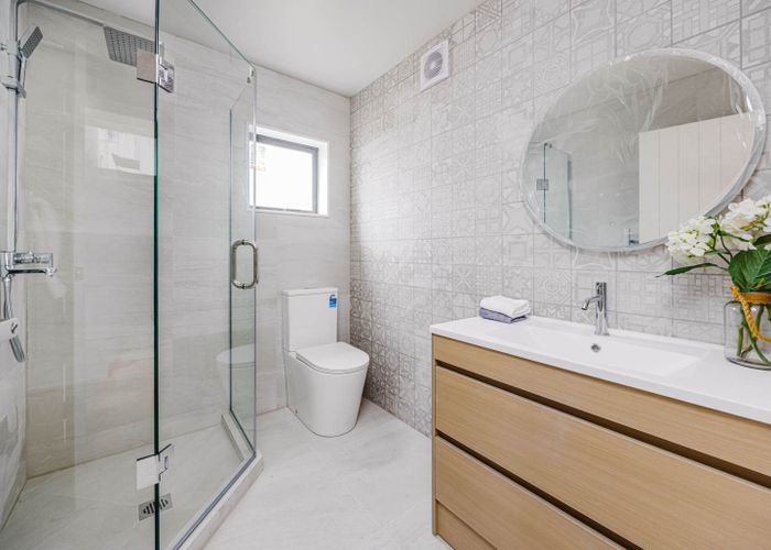  at 2/30 Sharland Avenue, Manurewa, Manukau City, Auckland