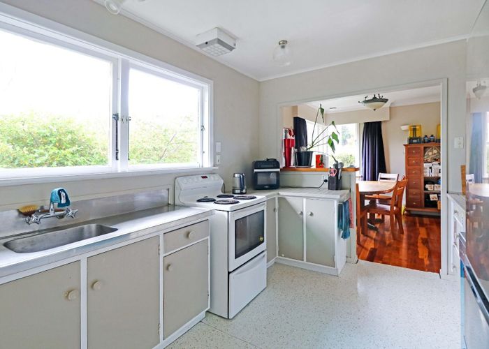  at 22 Vista Grove, Kelson, Lower Hutt, Wellington