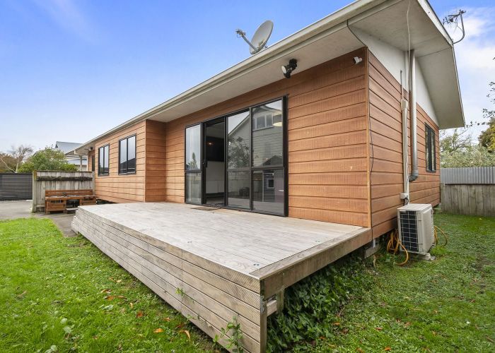  at 370A Botanical Road, West End, Palmerston North