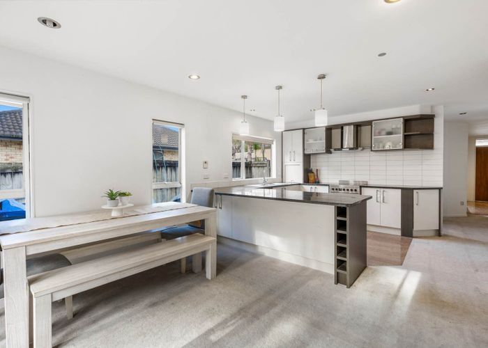  at 34 Lomas Way, Albany, North Shore City, Auckland