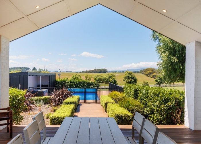  at 737 Stoney Creek Road, Bunnythorpe, Palmerston North