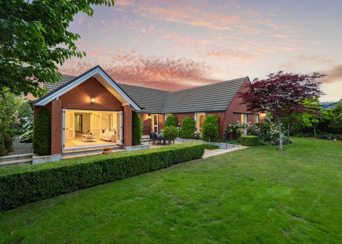  at 43 McDougall Avenue, St Albans, Christchurch