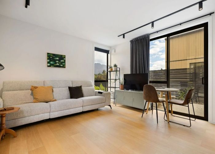  at 6 Casterway Crescent, Jacks Point, Queenstown
