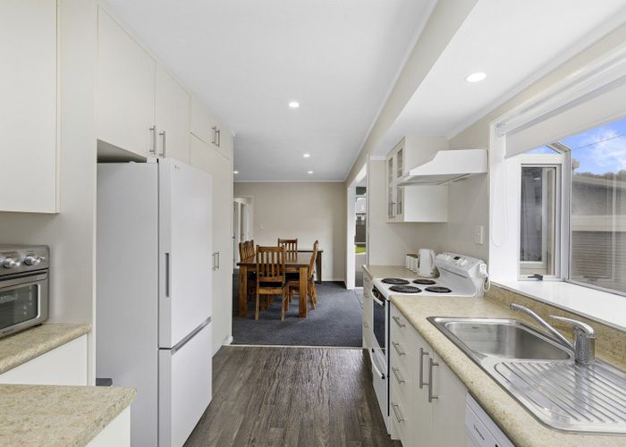  at 17 Memphis Grove, Totara Park, Upper Hutt, Wellington