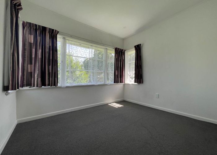  at 350 Hillsborough Road, Mount Roskill, Auckland City, Auckland