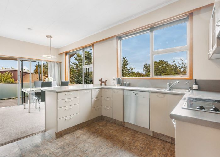  at 3 Hart Place, Bridge Hill, Alexandra