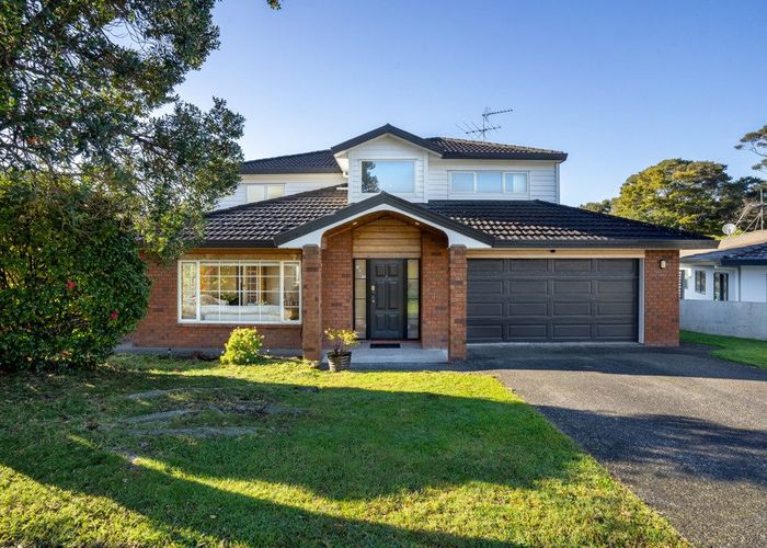  at 39 Millstream Drive, Henderson, Auckland