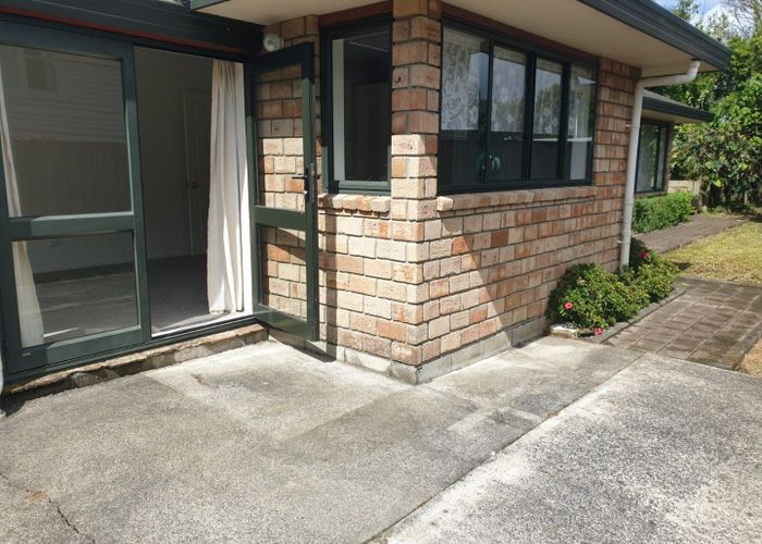  at 4 Wentworth Park, Albany, North Shore City, Auckland