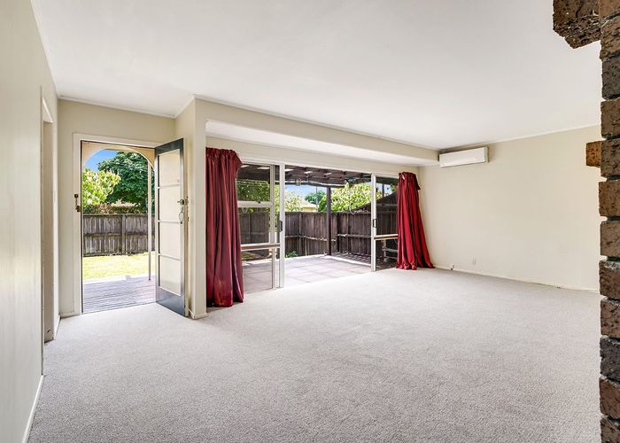  at 112 Masters Avenue, Silverdale, Hamilton, Waikato