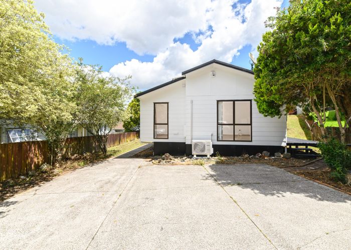  at 10 Frosses Place, Massey, Auckland