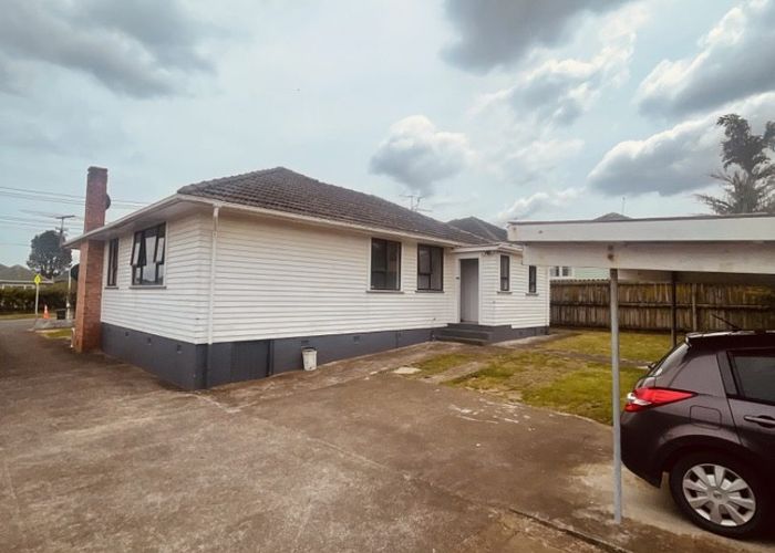  at 1/56 Hayr Road, Three Kings, Auckland City, Auckland