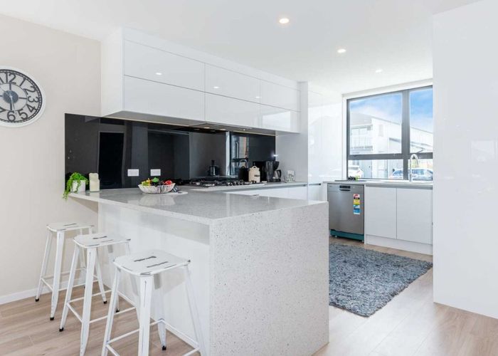  at 18 Myland Drive, Hobsonville, Waitakere City, Auckland