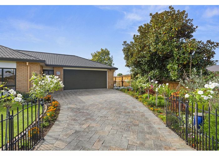  at 40 Forth Crescent, Glenview, Hamilton