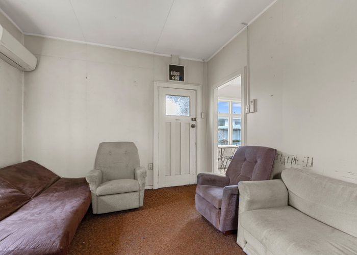  at 12 Somerset Crescent, Spreydon, Christchurch City, Canterbury