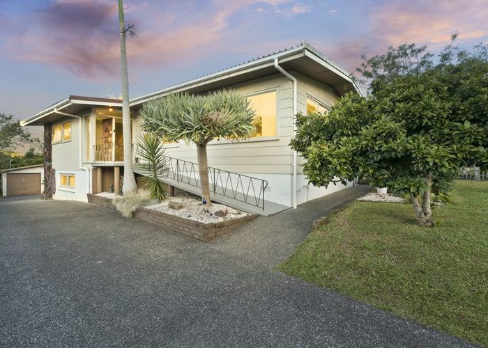  at 80 Lawrence Crescent, Hillpark, Auckland