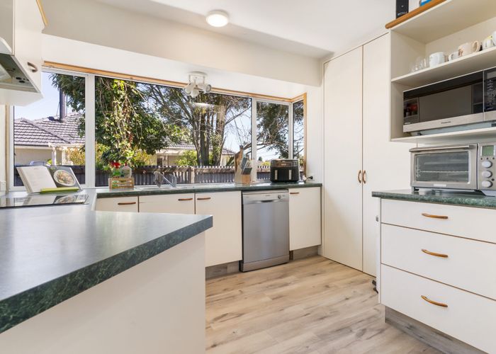  at 4 Pembroke Street, Avondale, Christchurch