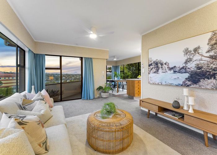  at 1/2 Kowhai Road, Campbells Bay, North Shore City, Auckland