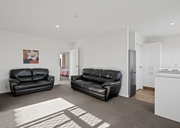  at 2/20 Kirsten Place, Parklands, Christchurch