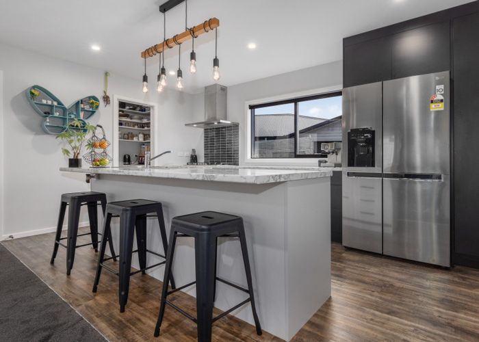  at 14 Schooner Drive, Whitby, Porirua, Wellington