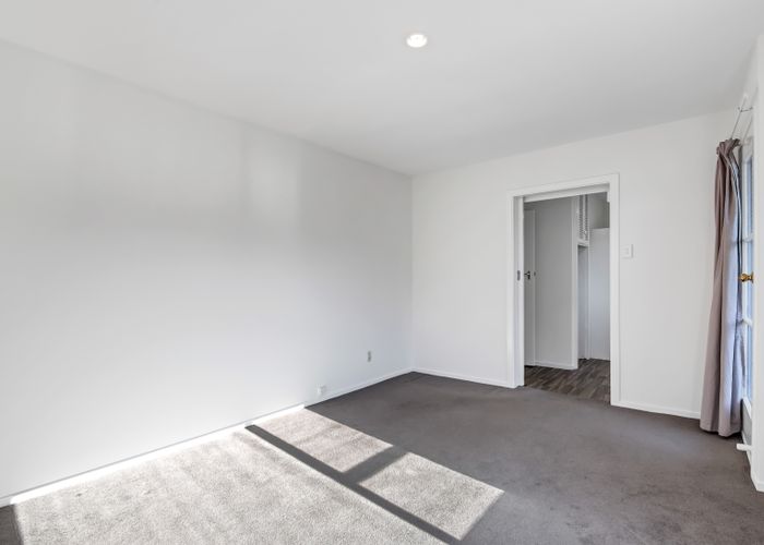  at 2/8 Lonsdale Street, New Brighton, Christchurch