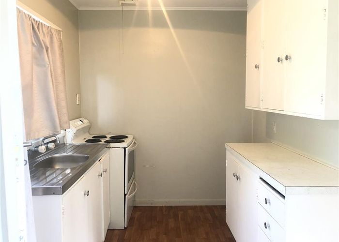  at 6/8 Hooker Place, Papatoetoe, Manukau City, Auckland