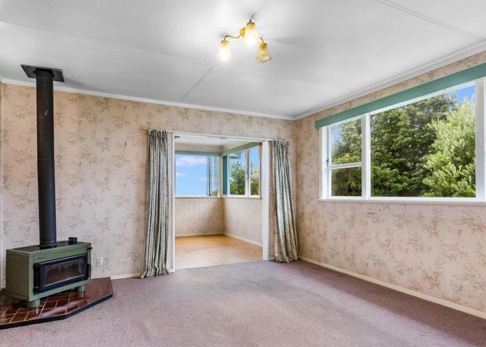  at 8 Marne Grove, Waitangirua, Porirua