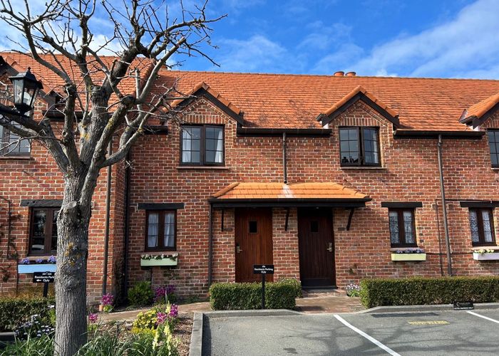  at 5/6 Quiet Woman Way, Monaco, Nelson