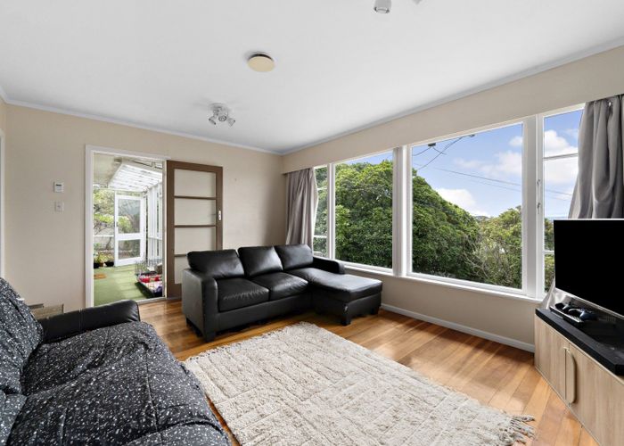  at 26 Arapiko Street, Johnsonville, Wellington