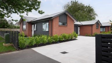  at 1/146 Hukanui Road, Chartwell, Hamilton