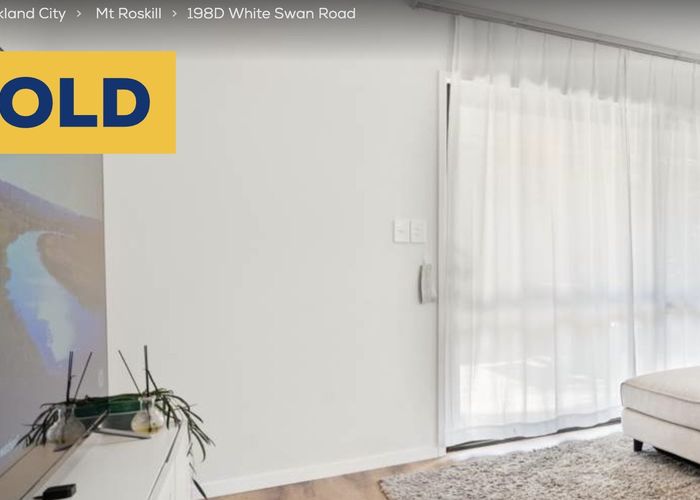  at 198D White Swan Road, Mount Roskill, Auckland