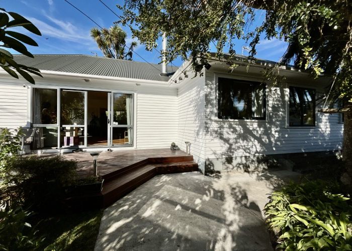  at 6 Armstrong Avenue, St. Martins, Christchurch City, Canterbury
