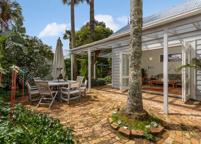  at 219 Balmoral Road, Mount Eden, Auckland