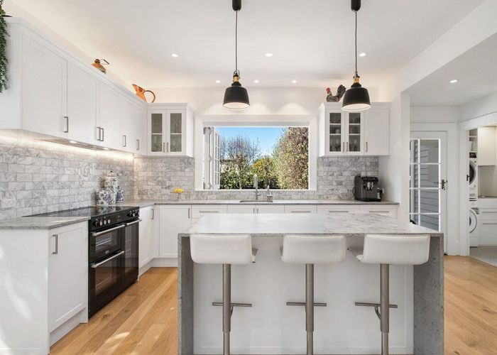  at 48 Knowles Street, Merivale, Christchurch City, Canterbury