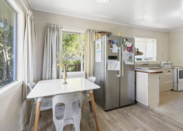 at 59 Riverpark Crescent, Henderson, Waitakere City, Auckland