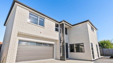  at 17A Ussher Place, Pakuranga Heights, Auckland