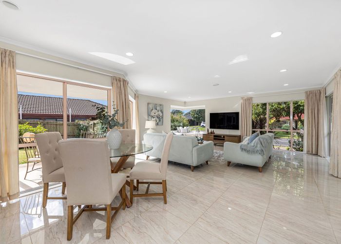  at 1 Frank Nobilo Drive, Golflands, Auckland