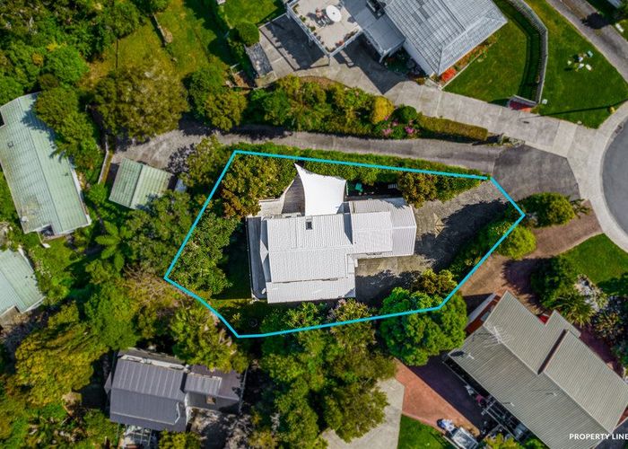  at 1/20 Reynolds Place, Torbay, Auckland