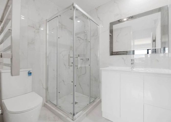  at 10e Kent Road, Manurewa, Manukau City, Auckland