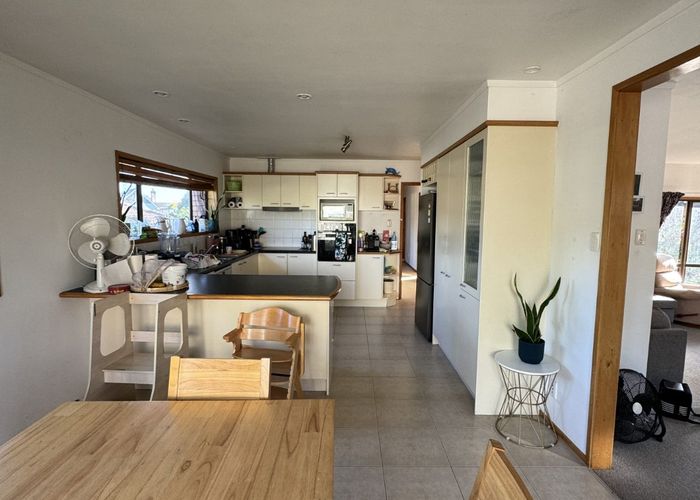  at 21 Voltaire Court, Botany Downs, Auckland
