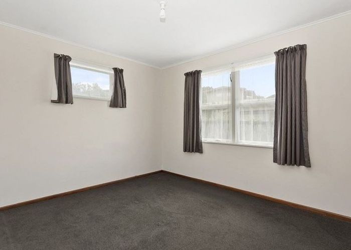  at 25 Manapouri Place, Glenview, Hamilton, Waikato