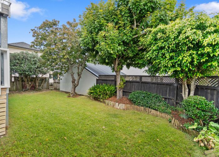  at 74 Temple Street, Meadowbank, Auckland