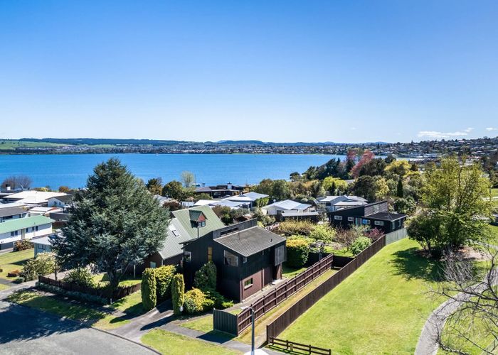  at 8 Tobin Place, Richmond Heights, Taupo
