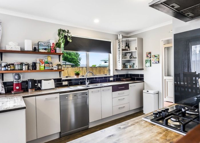  at 28 Antrim Place, Nawton, Hamilton