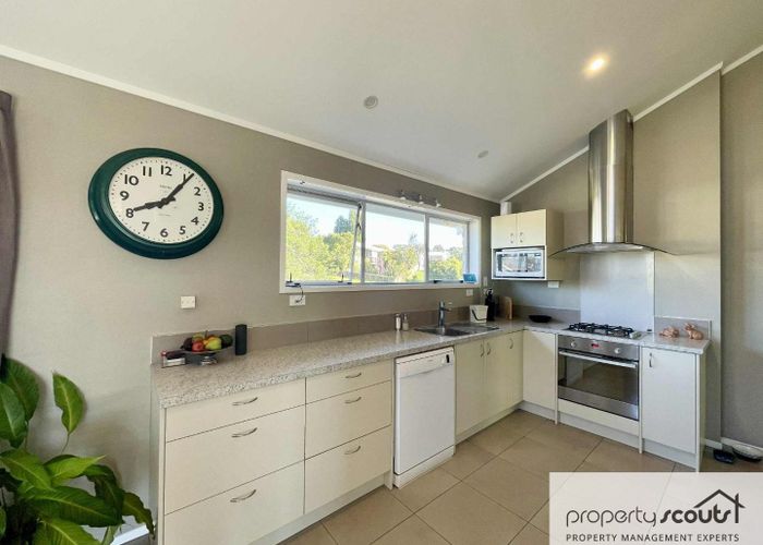  at 12 Te Ngaere Place, Merrilands, New Plymouth, Taranaki
