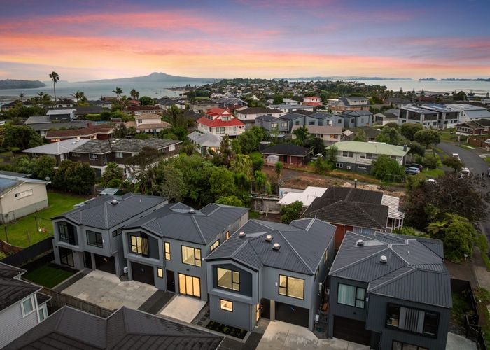  at 17C Sorrel Crescent, Bucklands Beach, Manukau City, Auckland