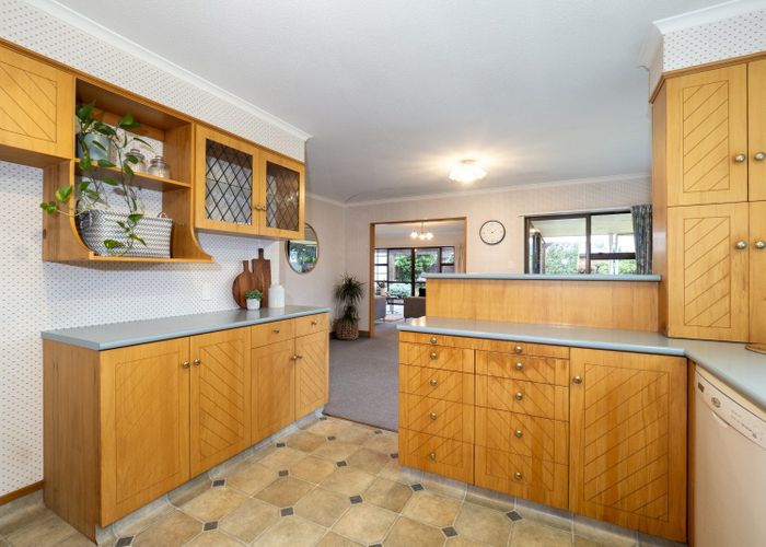  at 8 Burton Place, Allenton, Ashburton