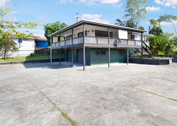  at 10 Claverdon Drive, Massey, Auckland