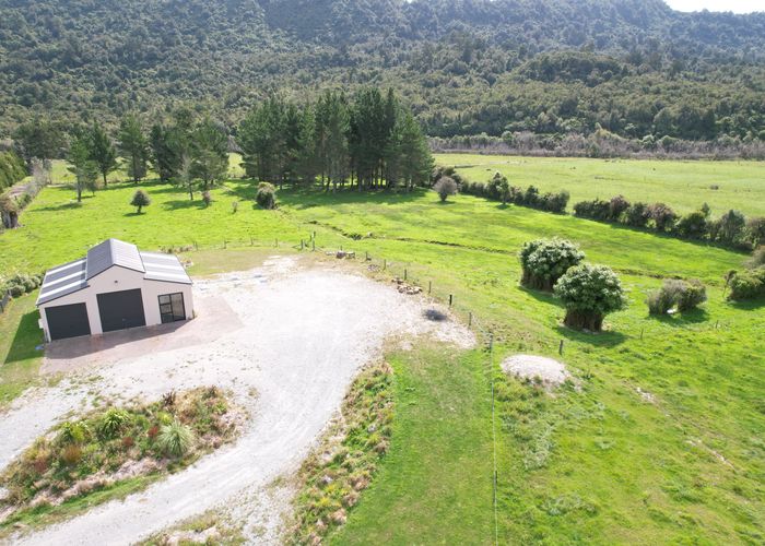  at 243 State Highway 6, Coal Creek, Greymouth