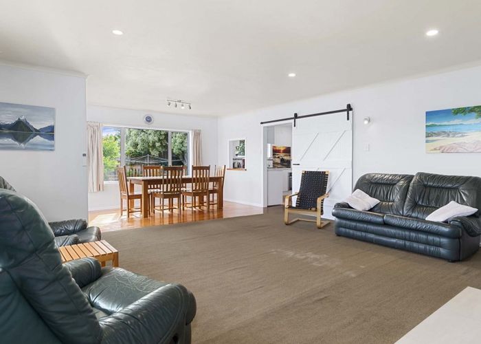  at 18 Bellevue Road, Brookfield, Tauranga