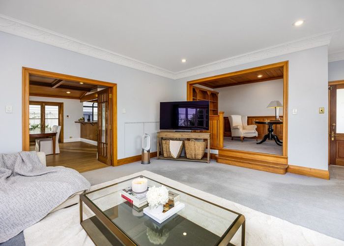  at 10 Ruarangi Road, Mount Albert, Auckland